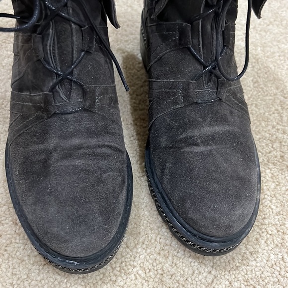 STUART WEITZMAN foldover boots. Size 6 1/2 - Picture 3 of 16